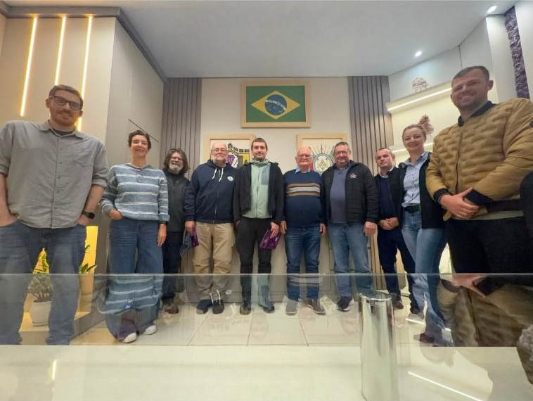 Capa Ametista do Sul amplia parcerias para fortalecer mineração e pesquisa científica