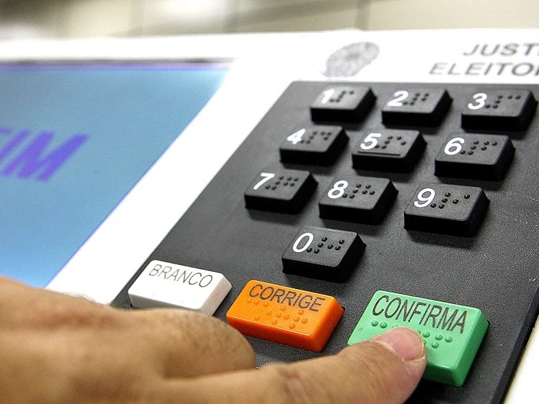 Capa Horário Eleitoral 2026: TSE define tempos e ordem da propaganda na TV e no rádio