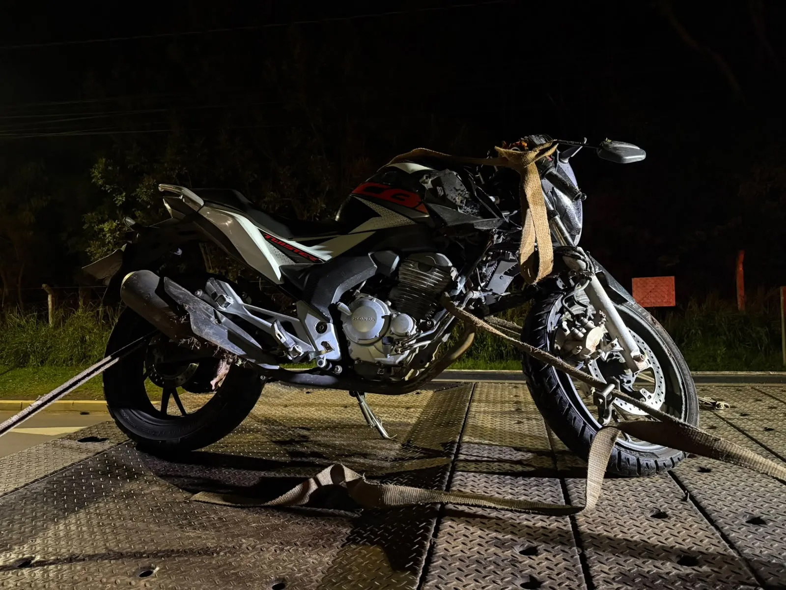 Capa Motociclista morre após colisão contra pilar de concreto em Cruz Alta
