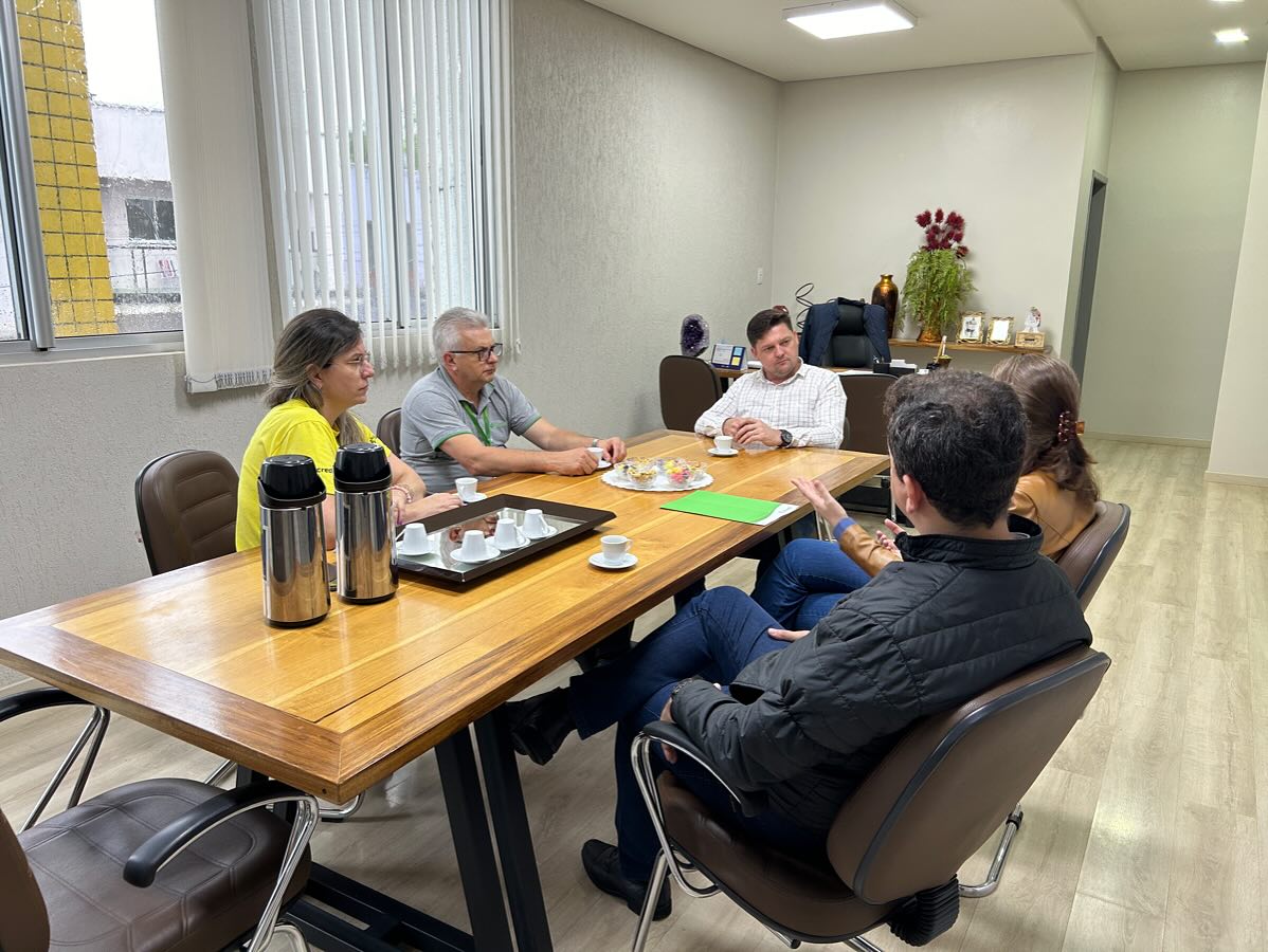 Capa Prefeito de Seberi realiza reunião para tratar do programa A União Faz a Vida