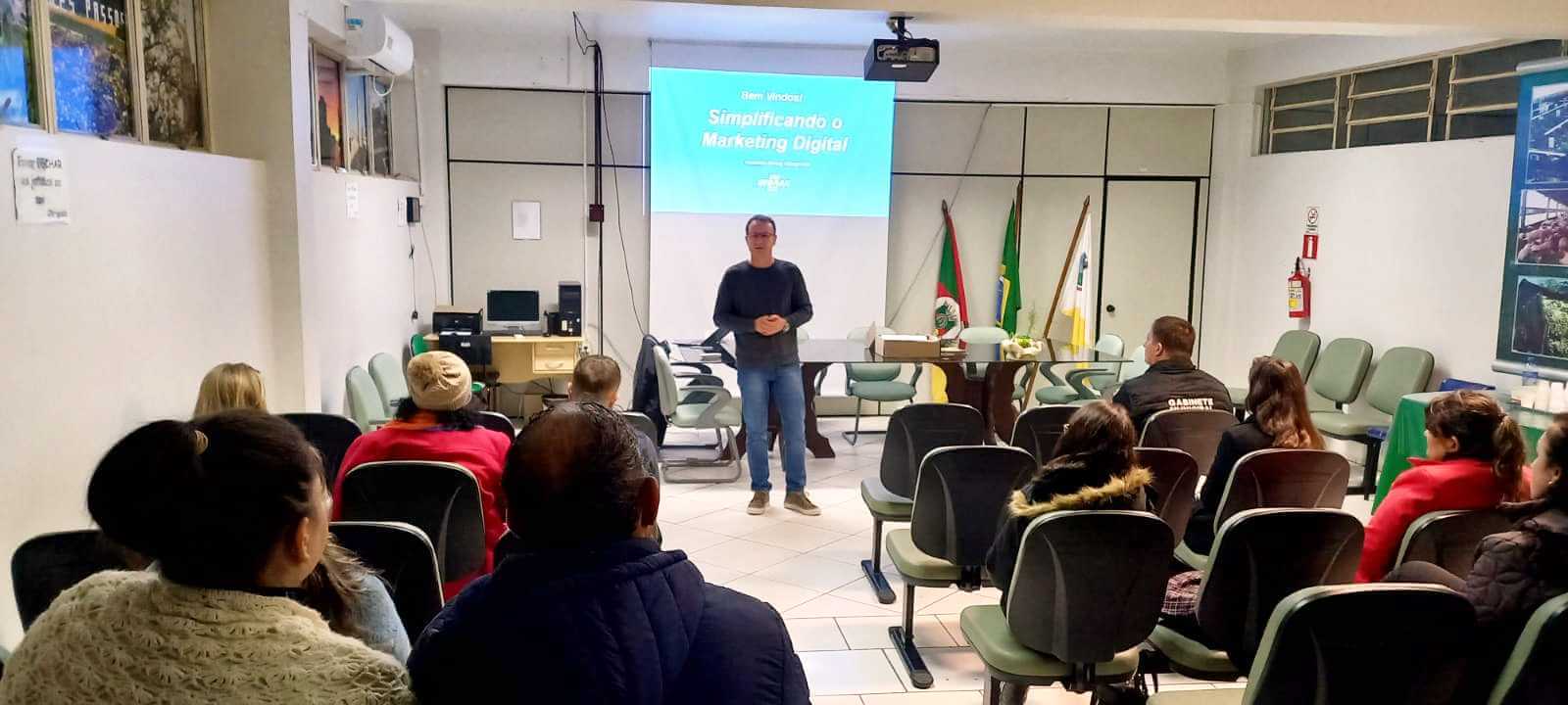 Capa Três Passos: Curso “Qualifica TP” aborda o Marketing Digital