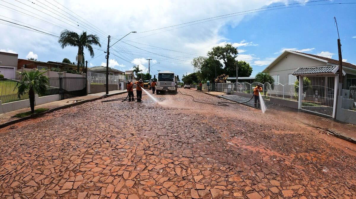Capa Tenente Portela dá início às obras do Projeto Tamandaré com foco na pavimentação urbana