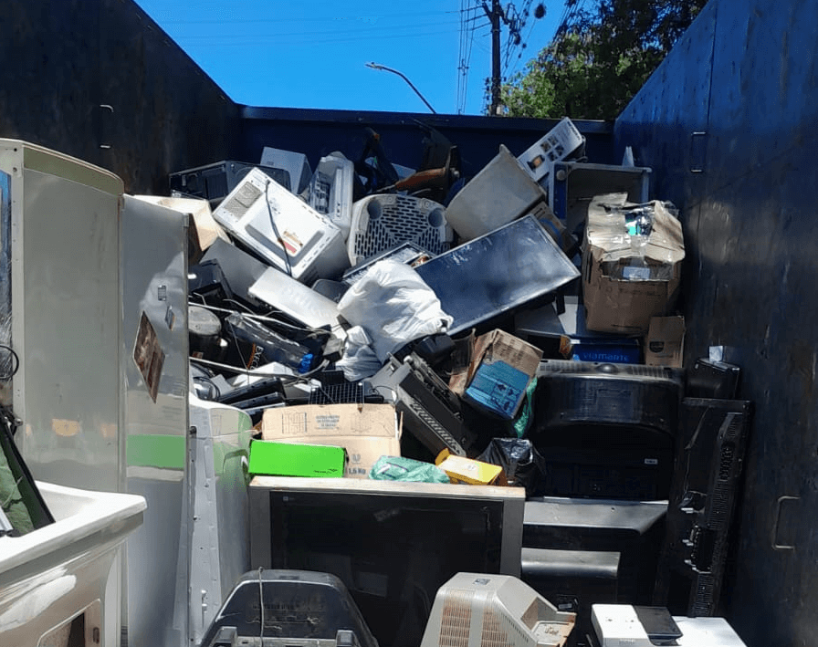 Capa Secretaria do Meio Ambiente realiza recolhimento de lixo eletrônico em Frederico Westphalen