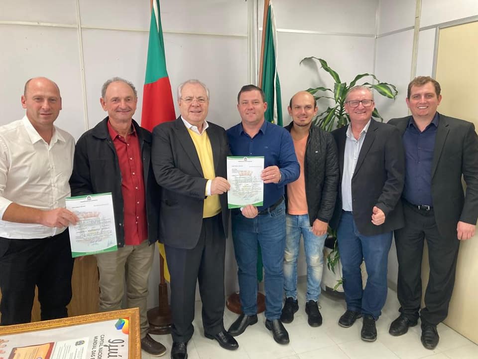 Capa Vista Alegre: prefeito cumpre agenda na capital