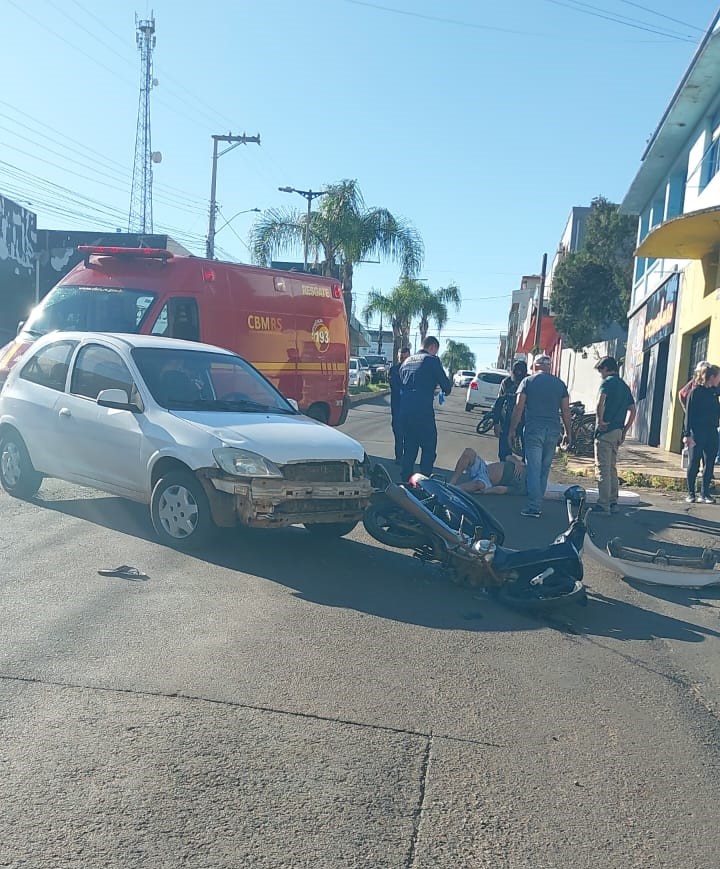 Capa Acidente entre carro e moto deixa uma pessoa ferida em Palmeira das Missões