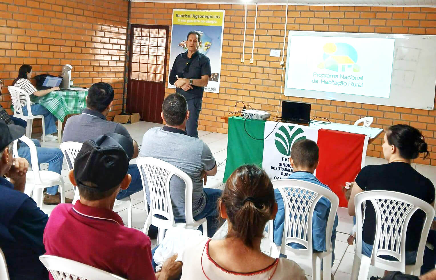 Capa Famílias de Caiçara recebem casas do Programa Nacional de Habitação Rural