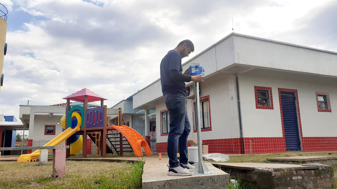 Capa Seberi instala novos pluviômetros automáticos para monitoramento de chuvas
