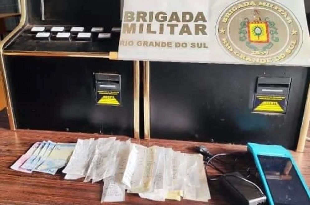 Capa Três Passos: BM realiza prisões e apreende materiais utilizados em jogos de azar