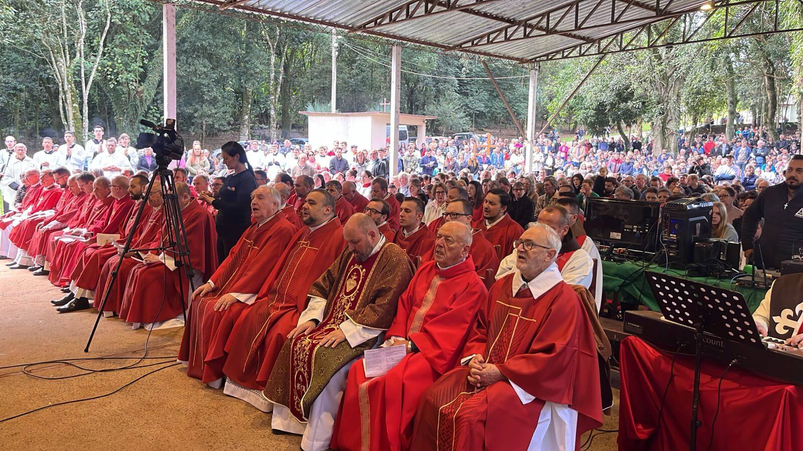 Capa 30ª Romaria em Honra aos Beatos Manuel e Adílio reúne milhares de fiéis em Três Passos