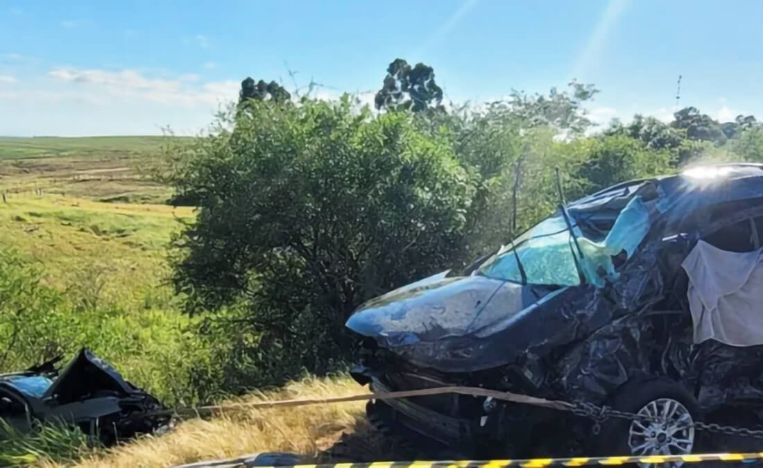 Capa Dois brasileiros e um argentino morrem em colisão na BR-290