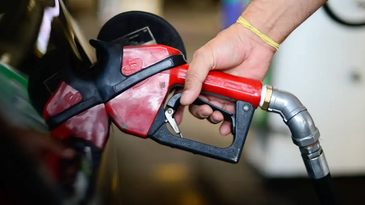 Capa Petrobras reduz preço do diesel para as distribuidoras