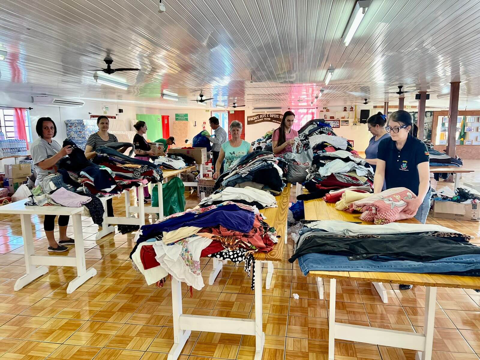 Capa Três Passos: município colabora com toneladas de doações para o Vale do Taquari