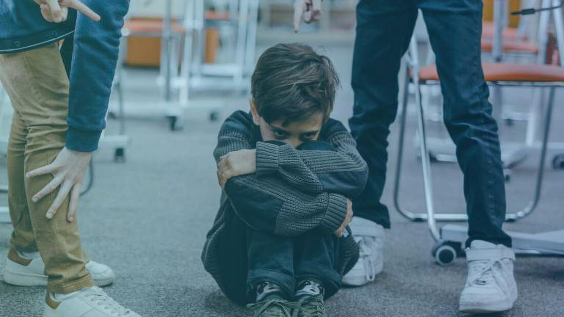 Capa Lei que criminaliza bullying prevê pena de até quatro anos de prisão