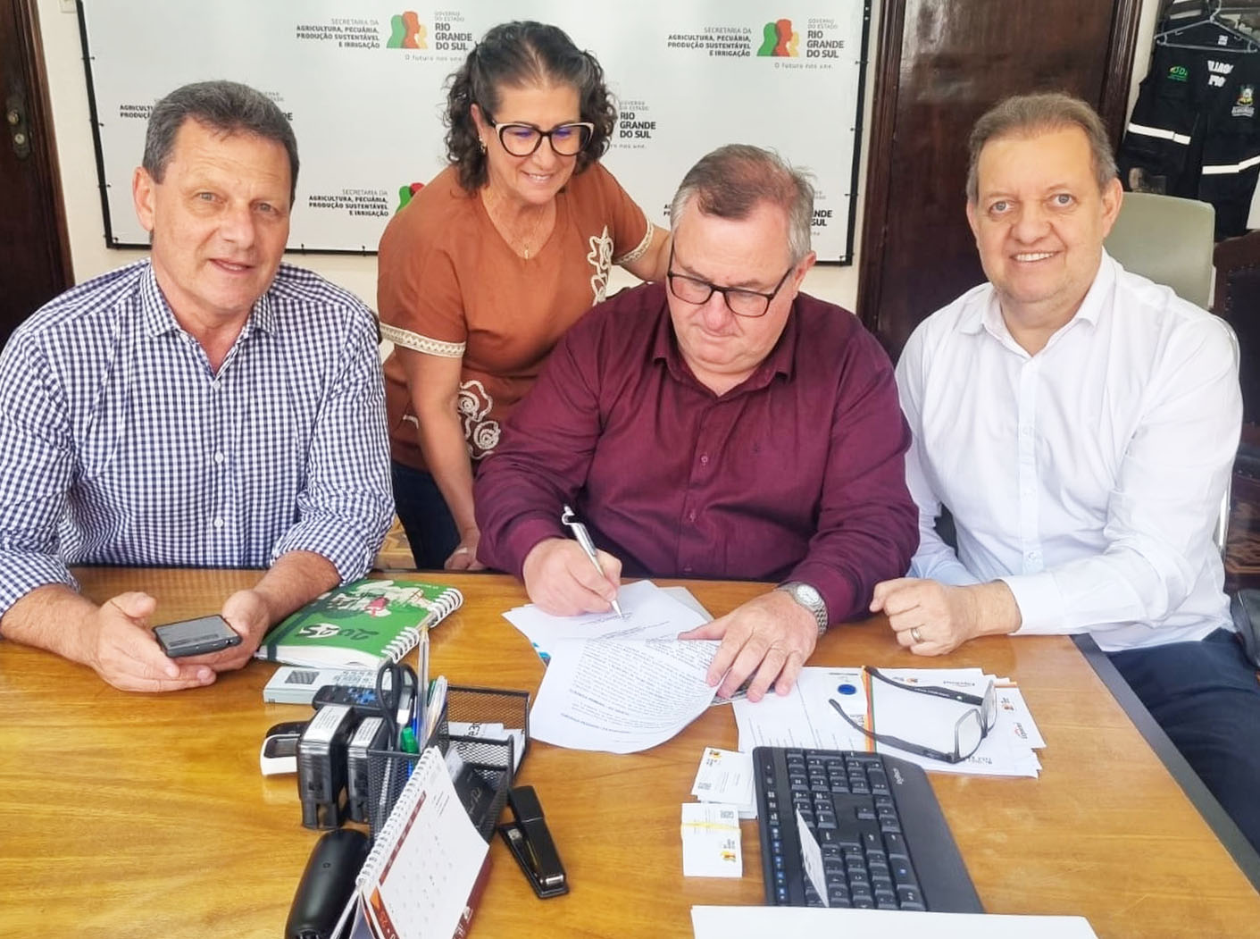 Capa Palmitinho garante convênio da Consulta Popular 2025 na SEAPI