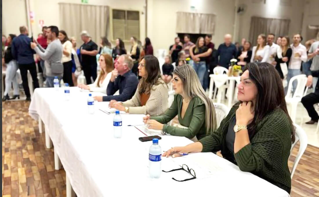 Capa Três Passos escolhe Soberanas da Festa do Colono e Motorista 2025