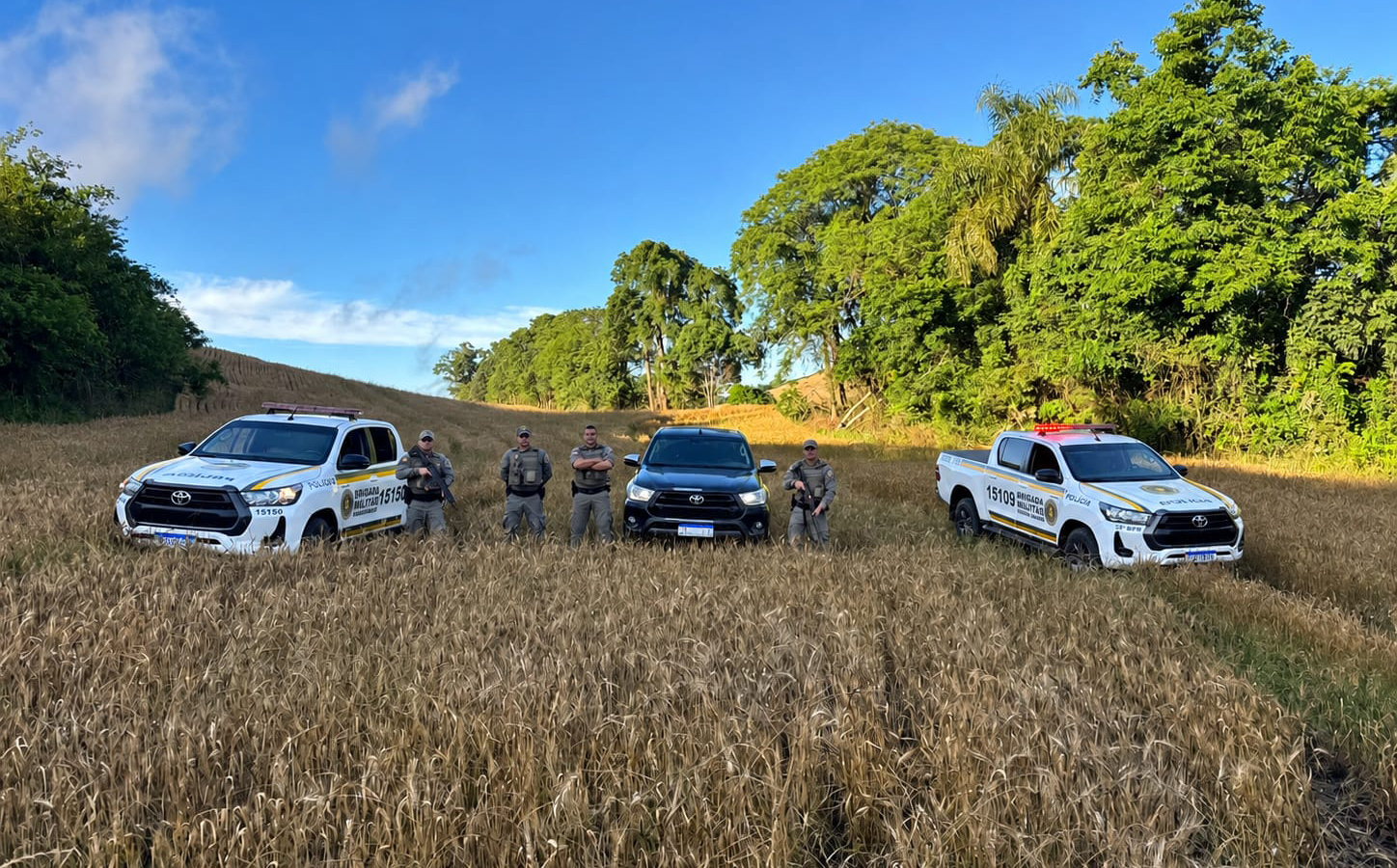 Capa Brigada Militar prende dois homens e recupera caminhonete furtada no interior de Constantina