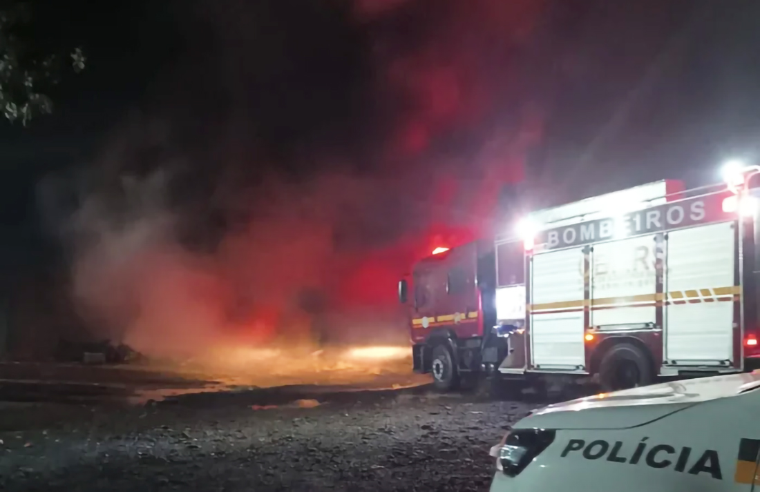 Capa Incêndio destrói residência às margens da BR-472 em Boa Vista do Buricá
