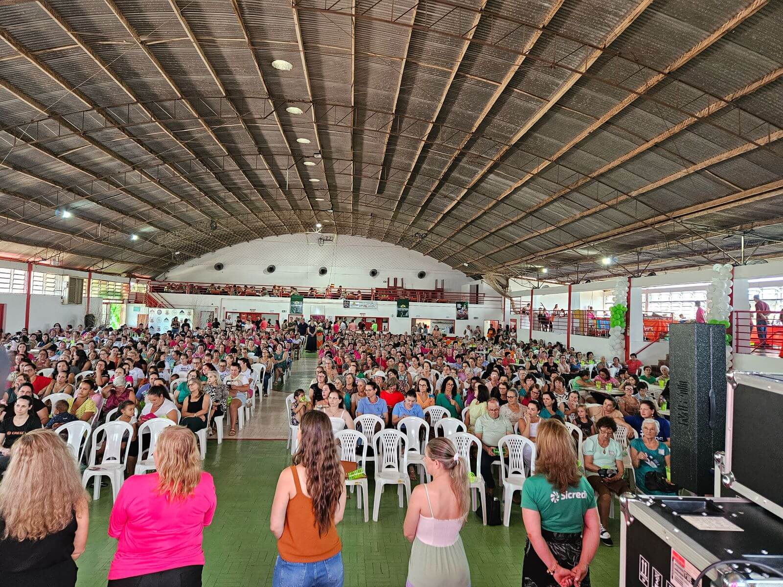 Capa Encontro do dia Internacional da Mulher reúne milhares no São João do Porto