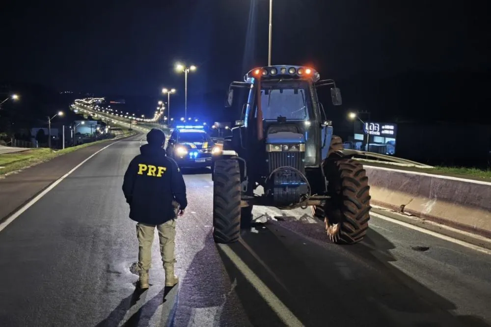 Capa Homem é preso após furtar trator do patrão e rodar dois dias até Chapecó