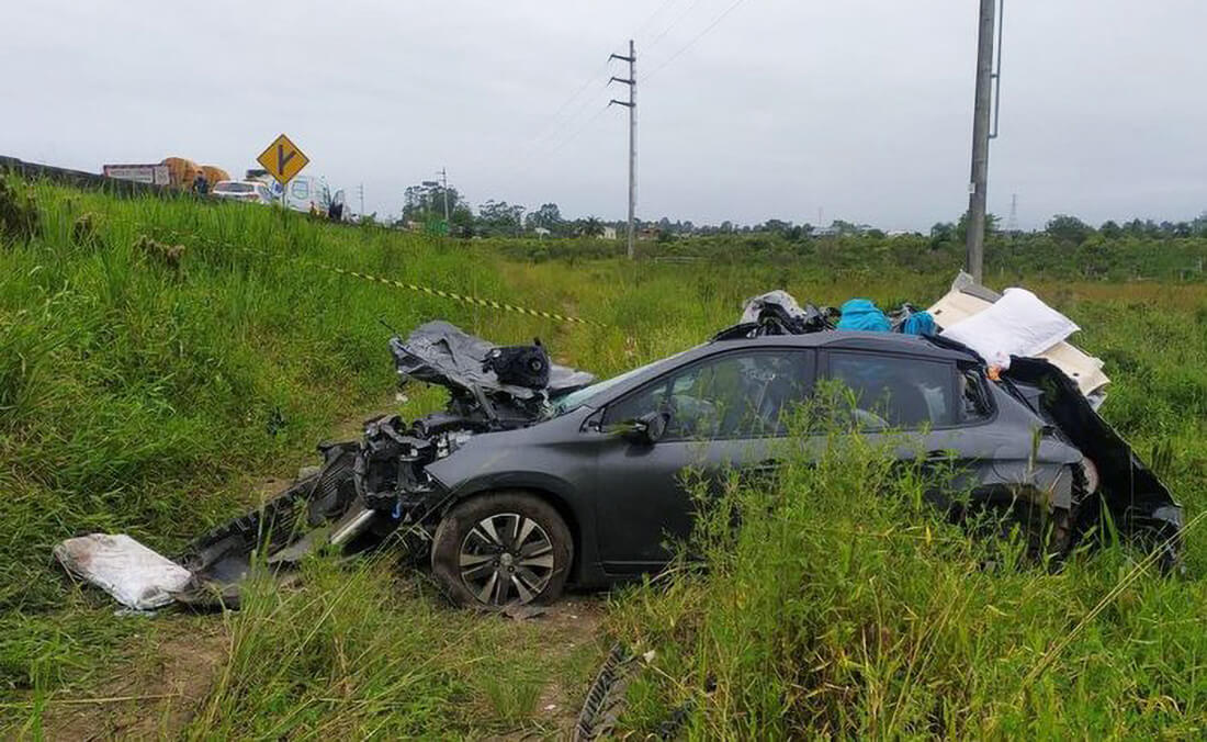Capa Mãe e filha gaúchas morrem em acidente no sul de Santa Catarina