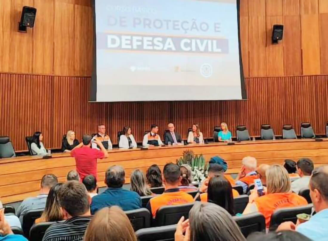 Capa Coordenadores da Defesa Civil participam de capacitação sobre Plano de Contingência