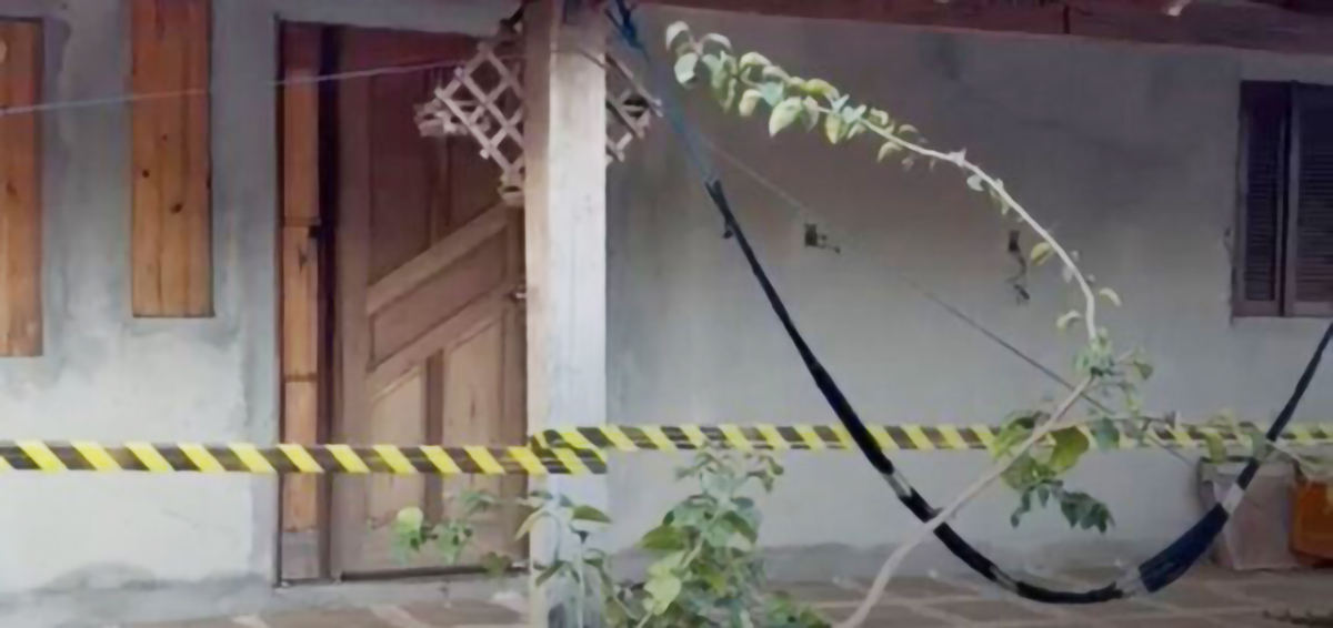 Capa Mãe e filha adolescente são encontradas mortas a tiros dentro de residência no RS