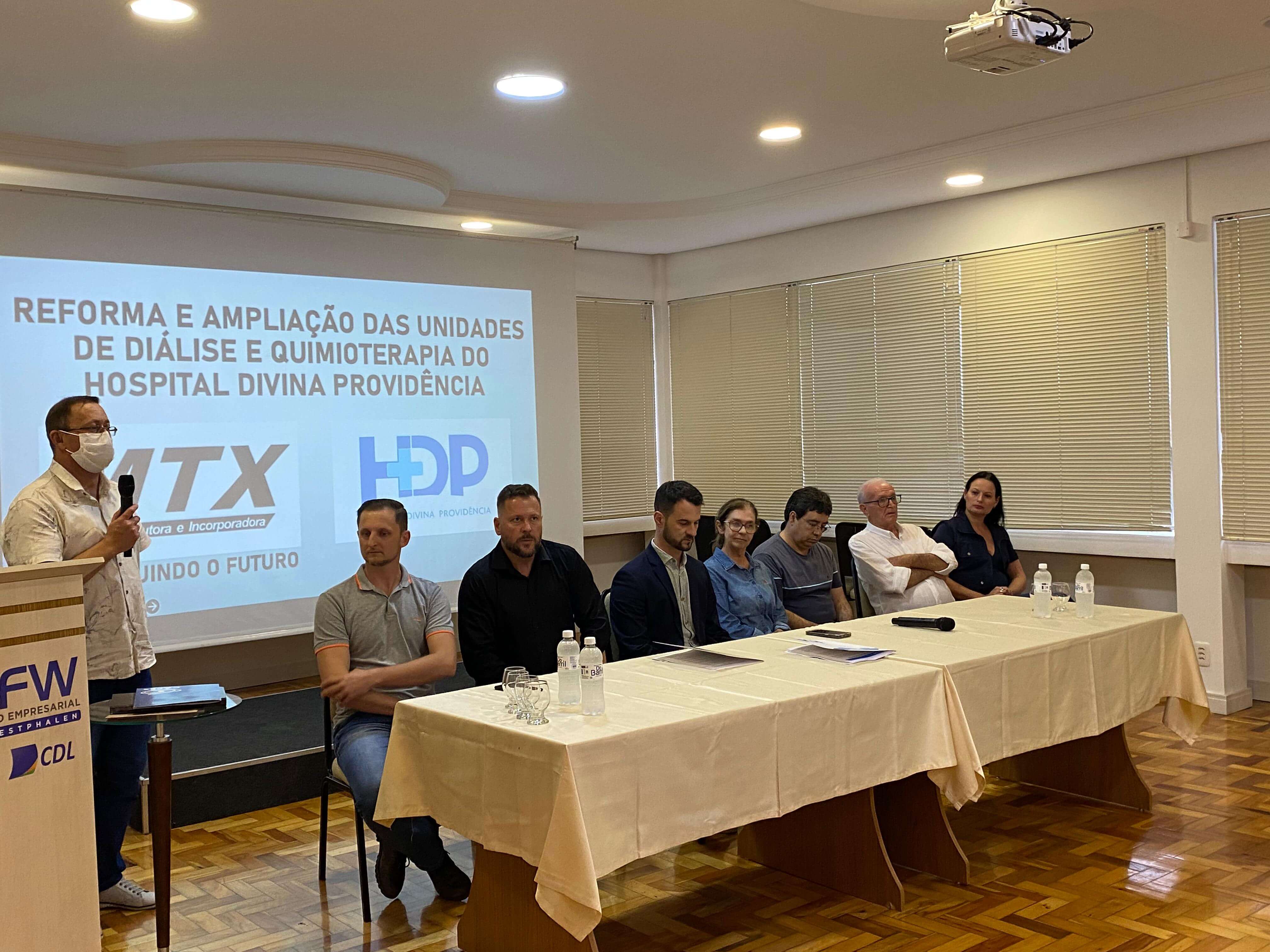 Capa Assinado contrato entre HDP e MTX para construção do centro oncológico e ampliação do setor de hemodiálise
