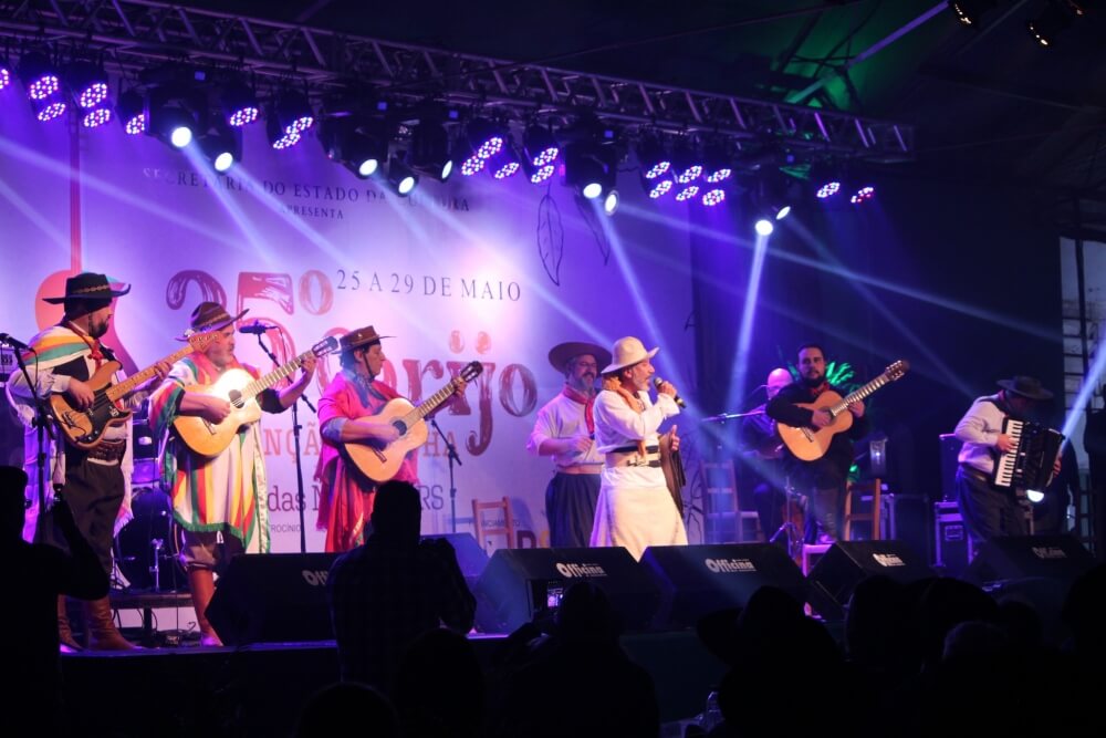 Capa Comissão Organizadora do 37º Carijo da Canção Gaúcha divulga programação de shows