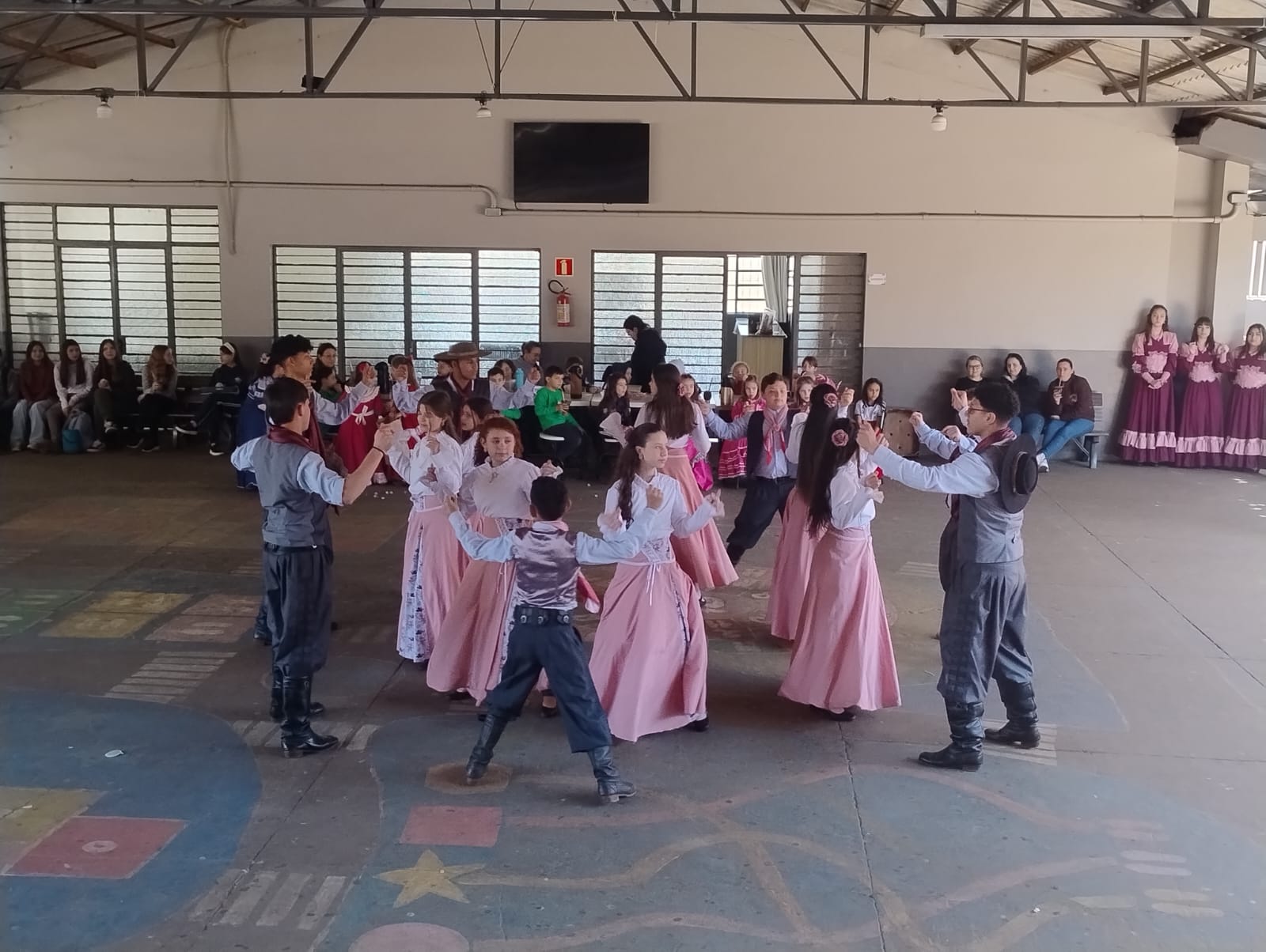 Capa Escola Maria Dulcina promove mateada para valorizar a tradição gaúcha