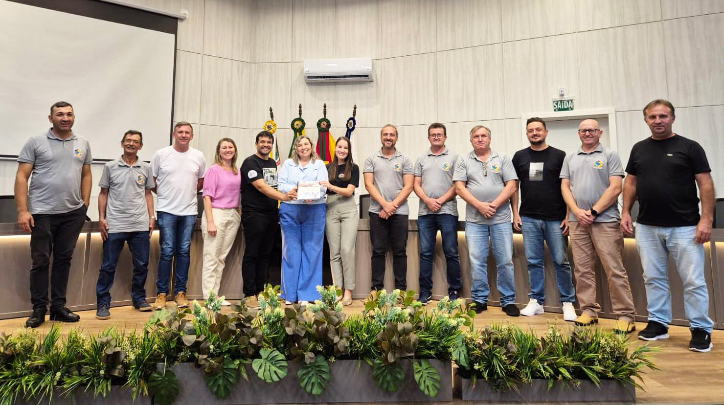 Capa Três Passos apresenta Diagnóstico Social da Criança e do Adolescente