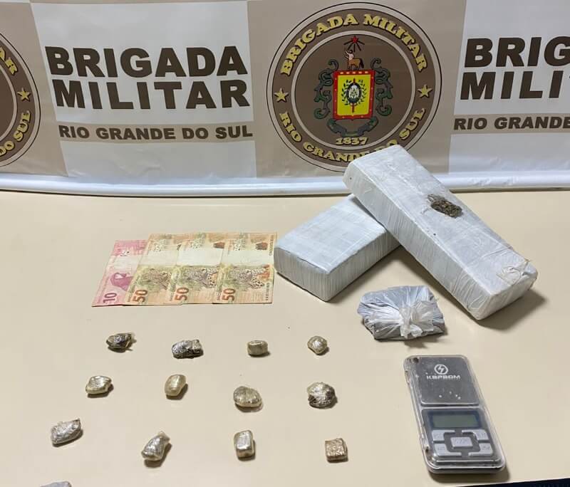 Capa BM realiza prisão por tráfico de drogas em Carazinho
