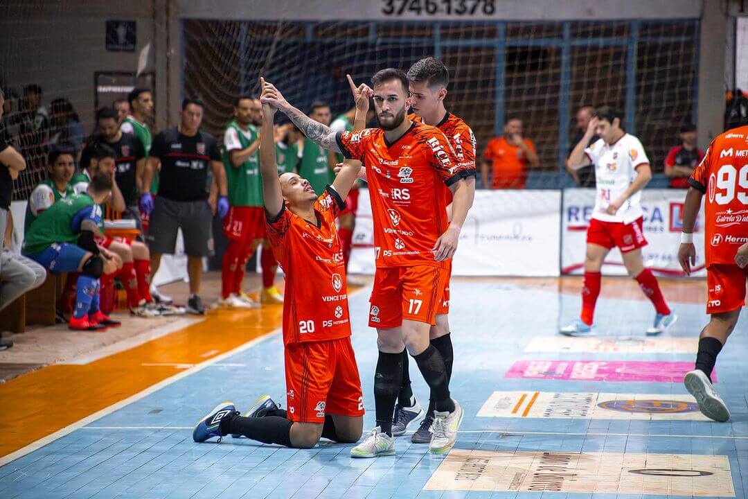 Capa AFUCS faz jogo histórico e bate o Atlântico na ida das oitavas de final do Gauchão