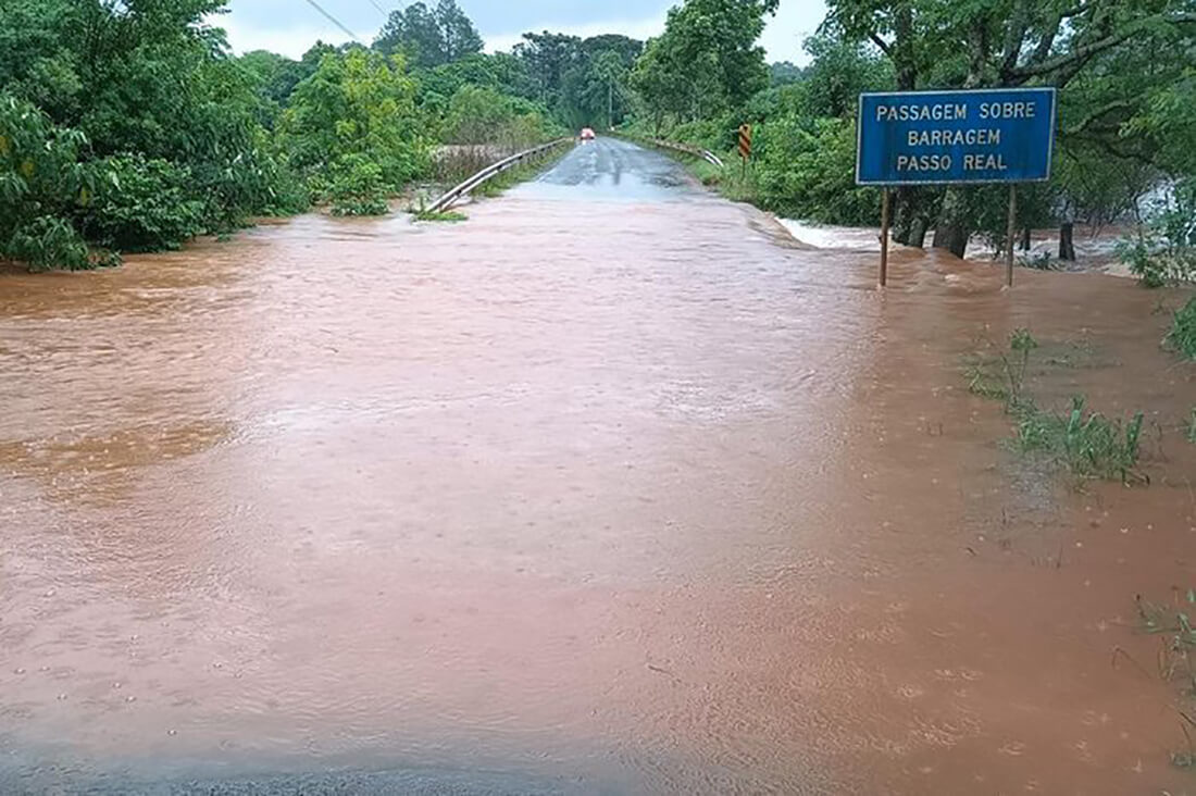 Capa Chuvas causam bloqueios totais e parciais em rodovias gaúchas