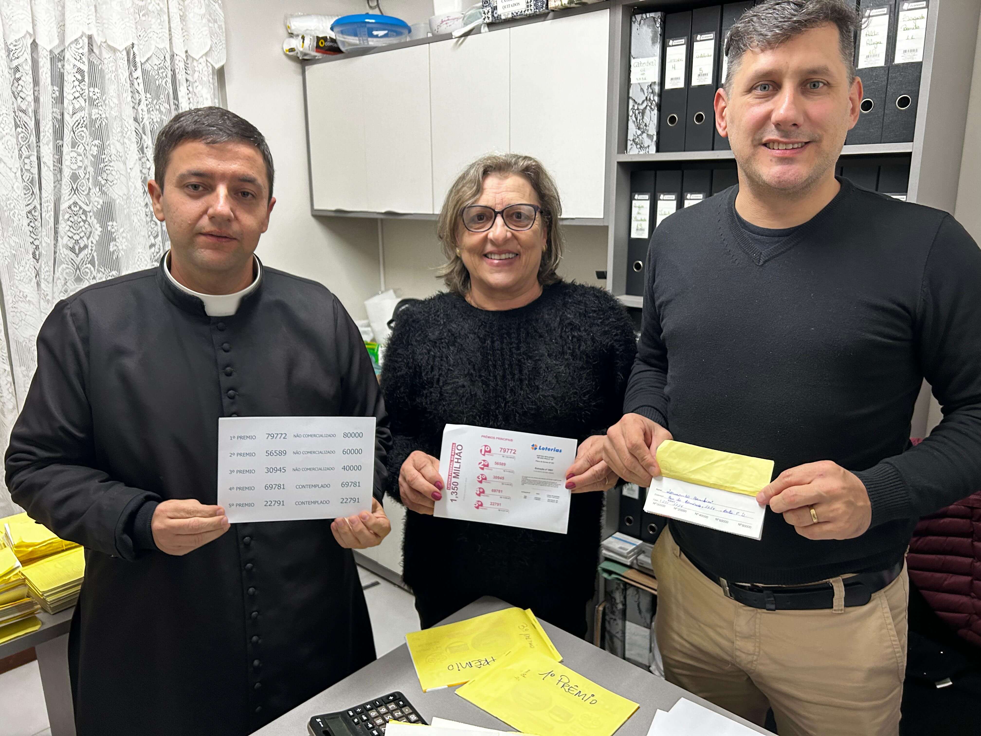 Capa Paróquia da Catedral sorteia carro 0 Km da Ação entre Amigos