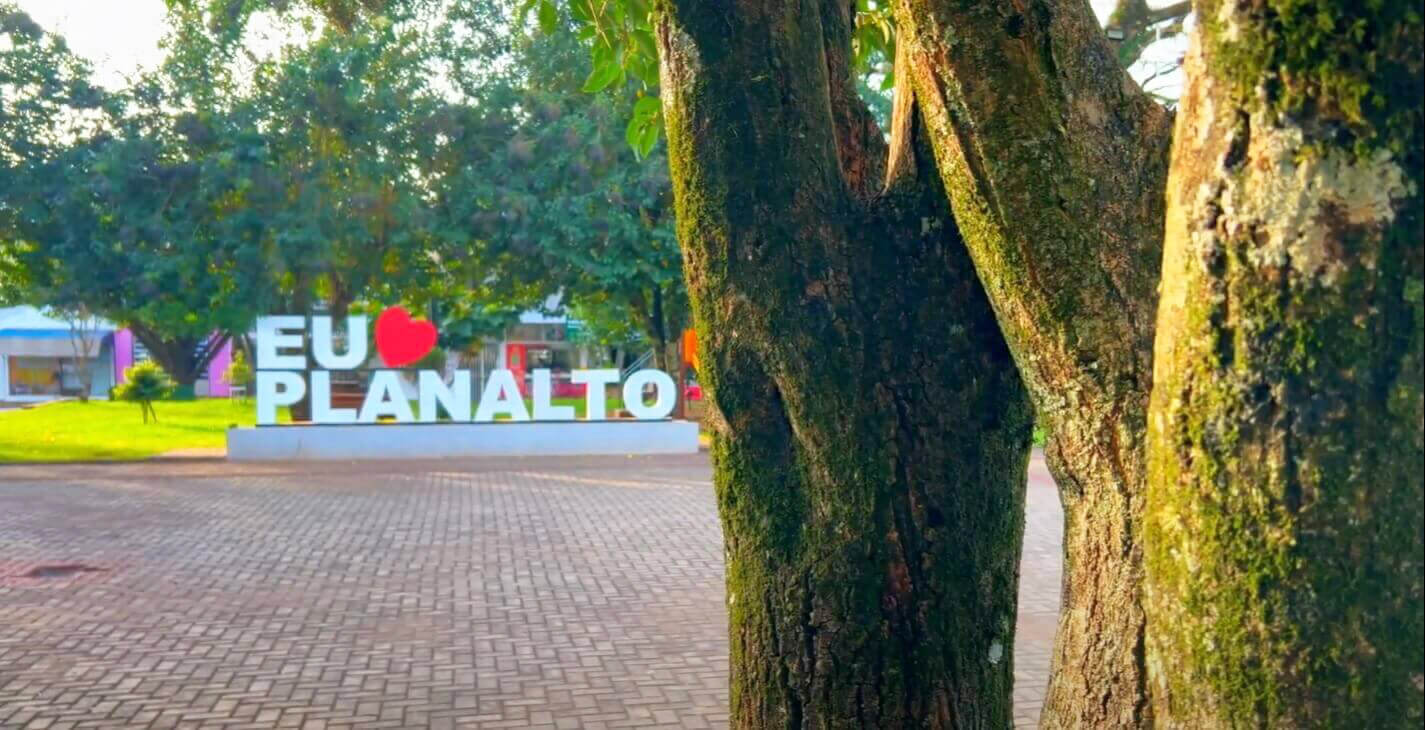 Capa Planalto comemora 61 anos com show da Banda Barbarella e 9ª edição do Gaiola Cross