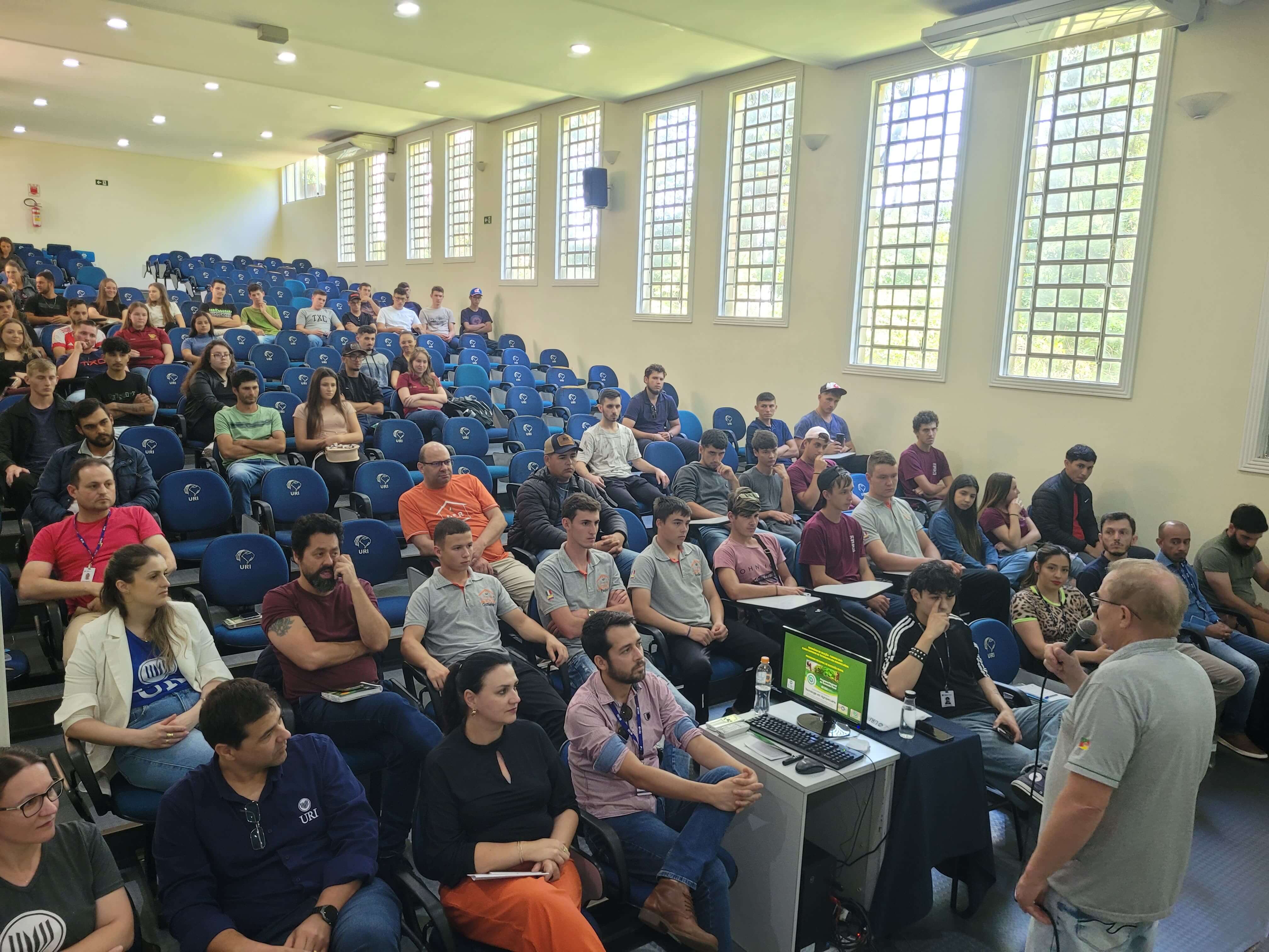 Capa URI promove Seminário de Seleção para o curso de Tecnologia em Agropecuária