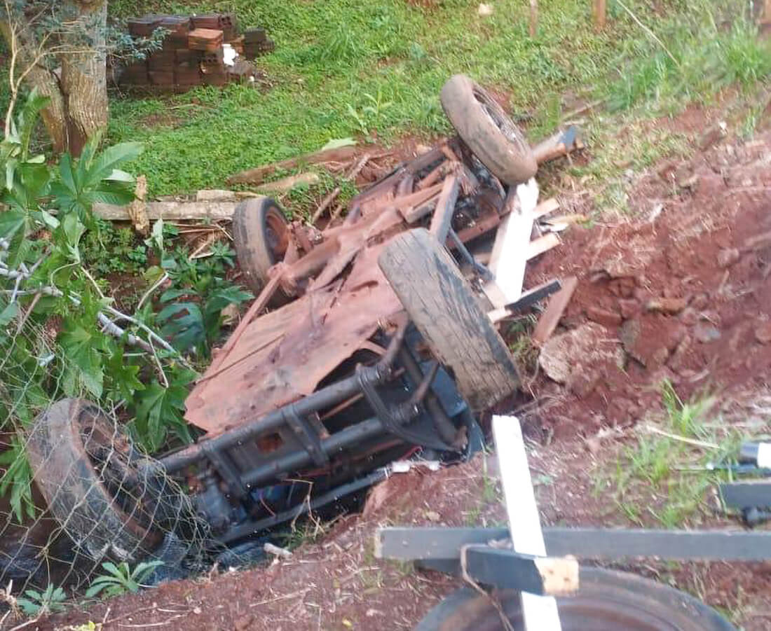 Capa Acidente com carreta agrícola deixa nove pessoas feridas em Tenente Portela
