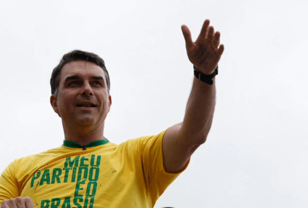 Capa Flávio Bolsonaro vence o segundo turno em Dois Irmãos das Missões