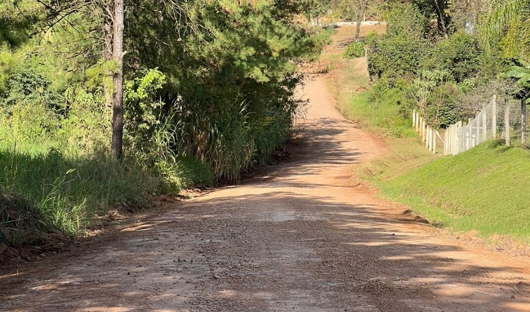 Capa Secretaria de Obras de Ametista do Sul intensifica recuperação de estradas rurais