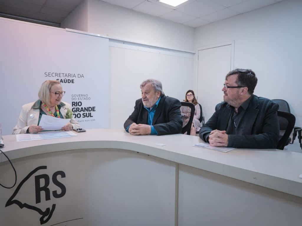 Capa Prefeito de Frederico Westphalen debate crise do Hospital Divina Providência com Secretária Estadual da Saúde
