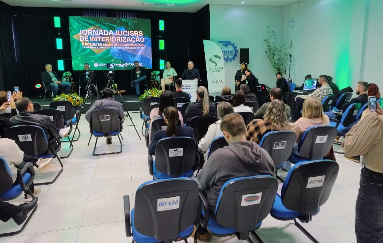 Capa Três Passos sedia evento de desenvolvimento regional e integração binacional