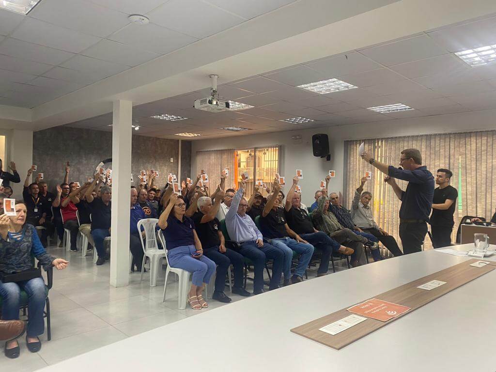 Capa Cresol Raiz e Cresol Gerações se unem para somar forças