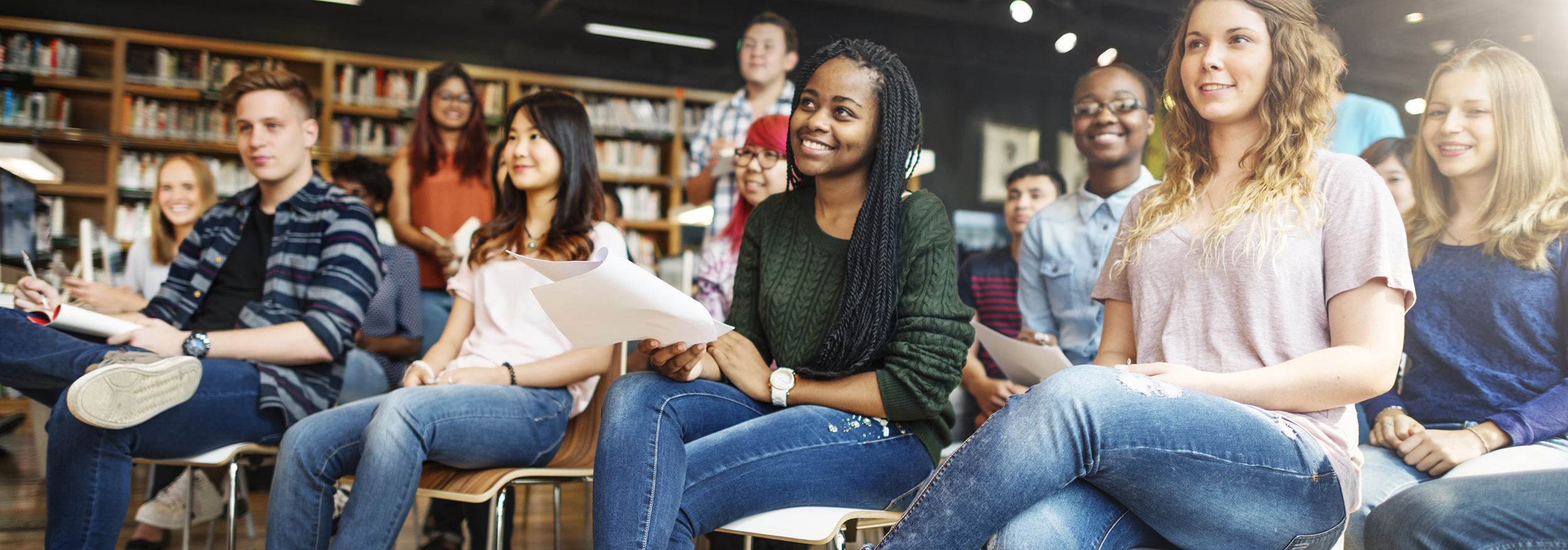 Capa Governo prepara ações para garantir que jovens terminem o ensino médio