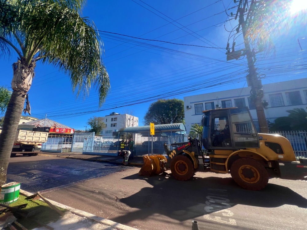 Capa Prefeitura de Palmeira das Missões instala faixas elevadas em frente às escolas para garantir mais segurança no trânsito