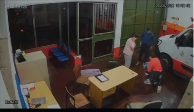 Capa Bebê de nove dias é salvo após se engasgar com leite materno em Sarandi