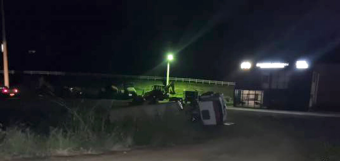 Capa Motorista tomba caminhão durante manobra em Boa Vista do Buricá