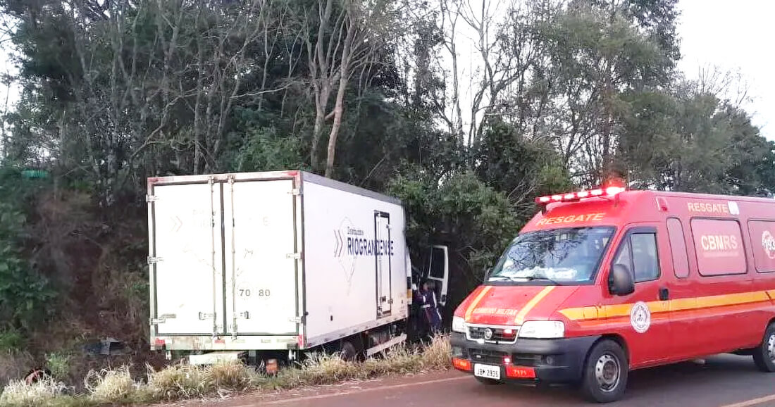 Capa Grave acidente deixa condutor ferido entre Coronel Bicaco e Redentora
