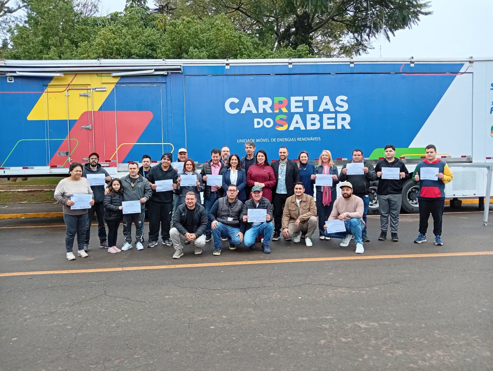 Capa Alunos concluíram cursos da Carreta do Saber e receberam certificados em Nonoai