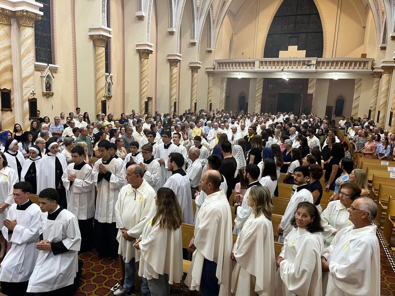 Capa Diocese de Frederico Westphalen Celebra a Missa do Crisma na Catedral Santo Antônio