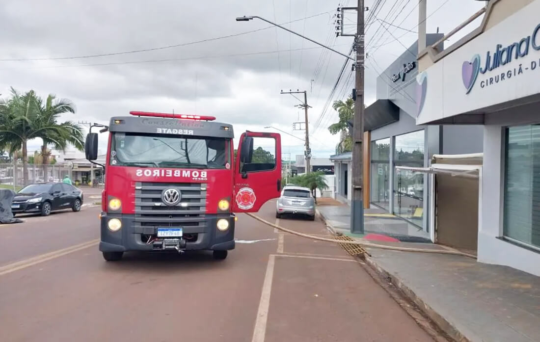 Capa Princípio de incêndio mobiliza Bombeiros Voluntários em Tenente Portela
